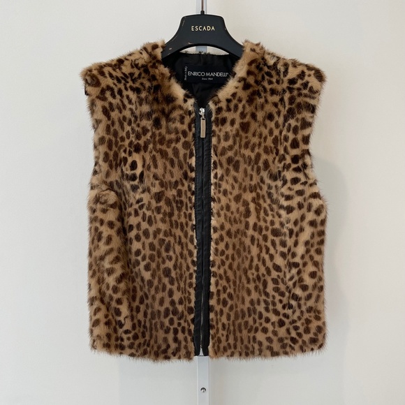 VINTAGE ENRICO MANDELLI MINK FUR VEST SIZE US 6 NWOTS! - Picture 3 of 17
